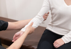 筋肉痛のメカニズムと対処法